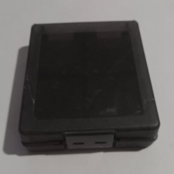 Nintendo DS 16 Game Cartridge Plastic Storage Carrying Case - Picture 2 of 4